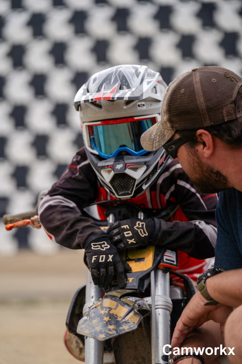 SWAPMOTO_TRIPLECROWN_FINALE_FOX-703.jpg