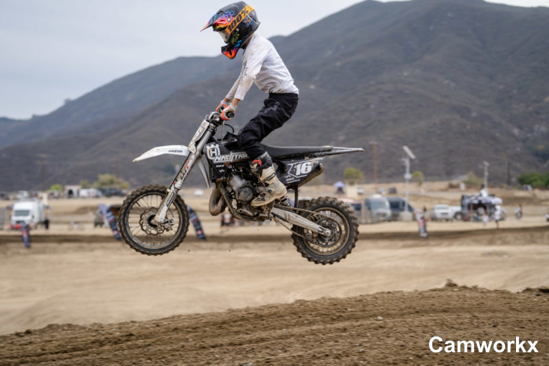 SWAPMOTO_TRIPLECROWN_FINALE_FOX-679.jpg