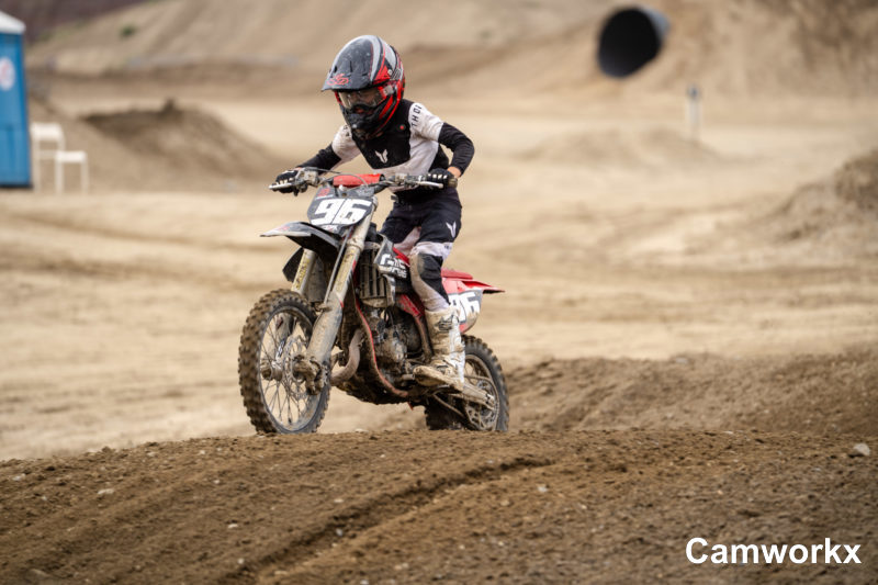 SWAPMOTO_TRIPLECROWN_FINALE_FOX-646.jpg