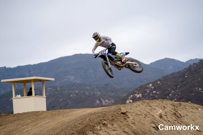 SWAPMOTO_TRIPLECROWN_FINALE_FOX-736.jpg