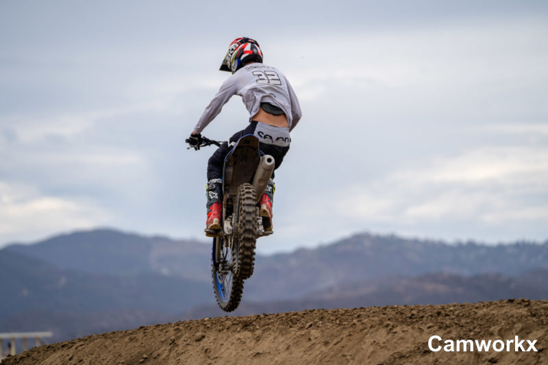 SWAPMOTO_TRIPLECROWN_FINALE_FOX-752.jpg
