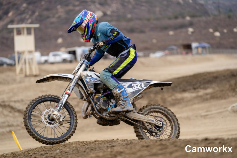 SWAPMOTO_TRIPLECROWN_FINALE_FOX-637.jpg