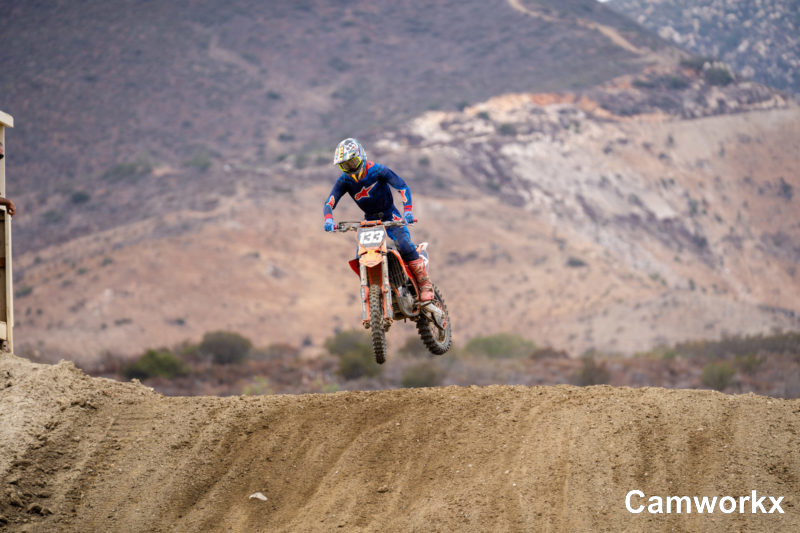 SWAPMOTO_TRIPLECROWN_FINALE_FOX-734.jpg