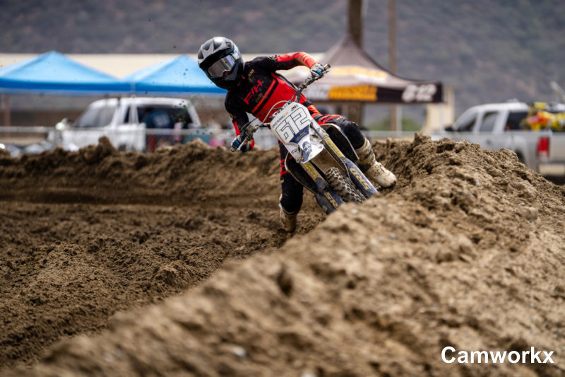 SWAPMOTO_TRIPLECROWN_FINALE_FOX-582.jpg