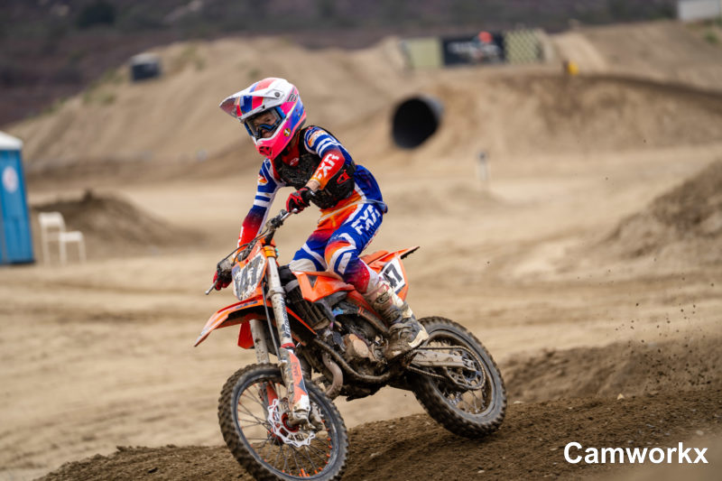 SWAPMOTO_TRIPLECROWN_FINALE_FOX-630.jpg