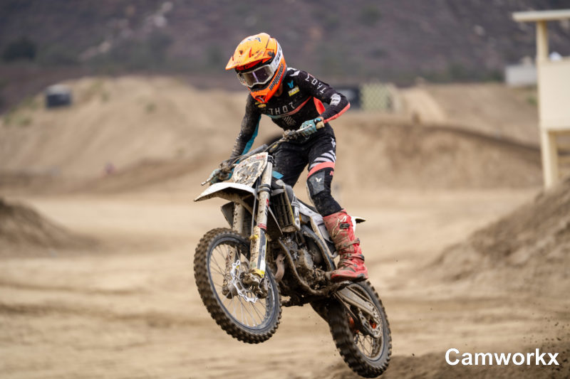 SWAPMOTO_TRIPLECROWN_FINALE_FOX-631.jpg